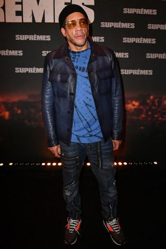 JoeyStarr lors de l'avant-première du film «Suprêmes» au Grand  Rex à Paris le 17 novembre 2021. 