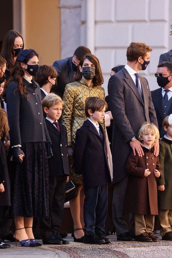 La famille princière monégasque, avec au centre Charlotte Casiraghi et son fils Raphaël, 