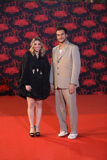 Amir et sa femme Lital lors de la 23ème édition des NRJ Music Awards 2021 au Palais des Festivals de Cannes, le 20 novembre 2021.