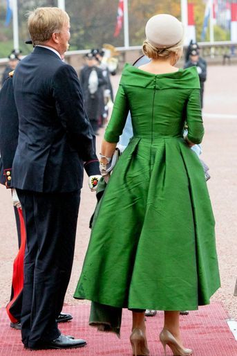 La reine Maxima des Pays-Bas, de dos, à Oslo, le 9 novembre 2021