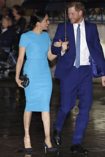 Meghan Markle (en robe Victoria Beckham) et le prince Harry lors des Endeavour Fund Awards à Londres en mars 2020.