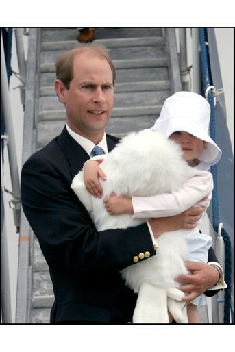 Lady Louise Windsor avec son père le prince Edward, comte de Wessex, le 29 juillet 2006