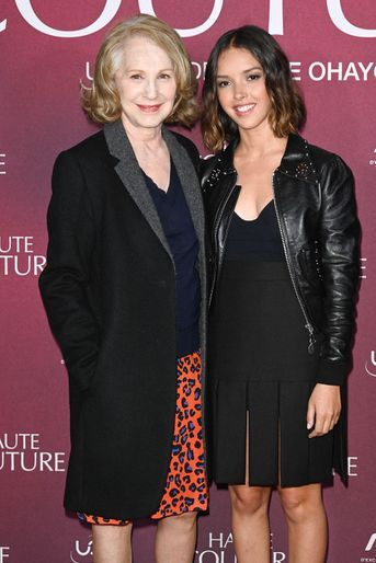 Nathalie Baye et Lyna Khoudri lors de l'avant-première de "Haute Couture" le 2 novembre 2021 au UGC Cinéma des Halles à Paris. 
