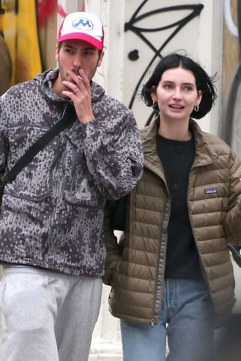 Meadow Walker, heureuse jeune mariée