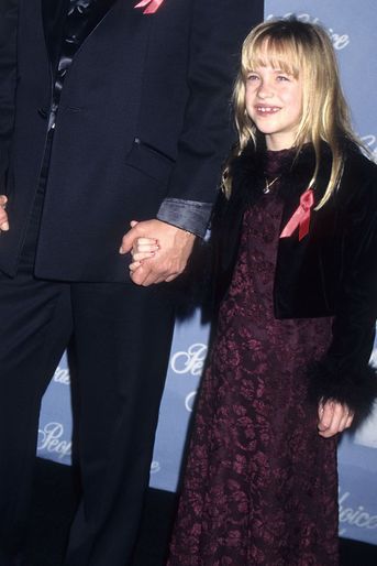 Dakota Johnson People's Choice Awards à Los Angeles en janvier 1997