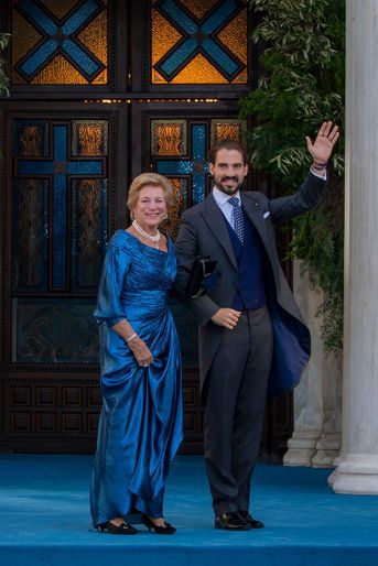 Le prince Philippos de Grèce et sa mère l'ex-reine Anne-Marie à Athènes, le 23 octobre 2021