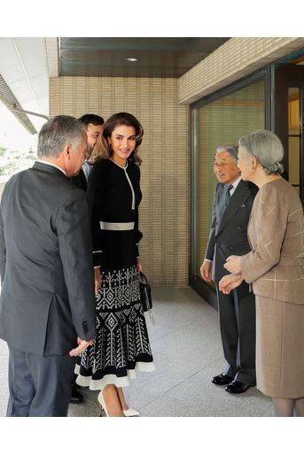 La reine Rania et le roi Abdallah II de Jordanie avec l&#039;impératrice Michiko et l&#039;empereur Akihito du Japon, le 26 novembre 2018