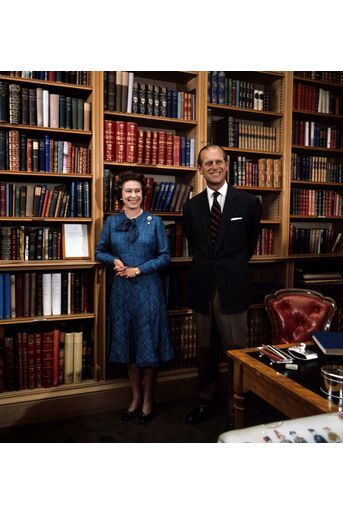 La reine Elizabeth II avec le prince Philip à Balmoral (septembre 1976)