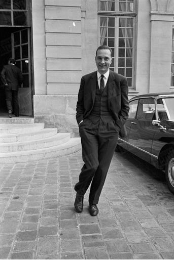 Jacques Chirac, lors de la réception par Georges Pompidou de ses ministres à Matignon, le 7 avril 1967.