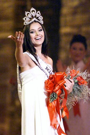 Oksana Fiodorova, Miss Russie élue Miss Univers 2002