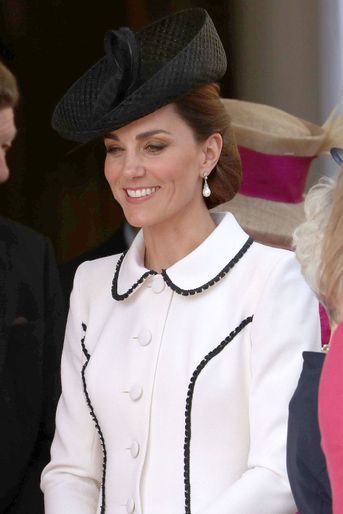 Kate Middleton portant les boucles d'oreilles en perle Collingwood à Windsor en juin 2019