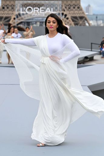 Aishwarya Rai au défilé L&#039;Oréal à Paris le 3 octobre 2021