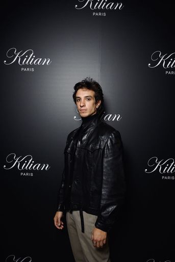 Francesco Mura lors de la soirée Kilian Paris en marge de la Fashion Week à Paris le 4 octobre 2021
