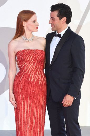 Jessica Chastain et Oscar Isaac lors du Festival de Venise le 5 septembre 2021.