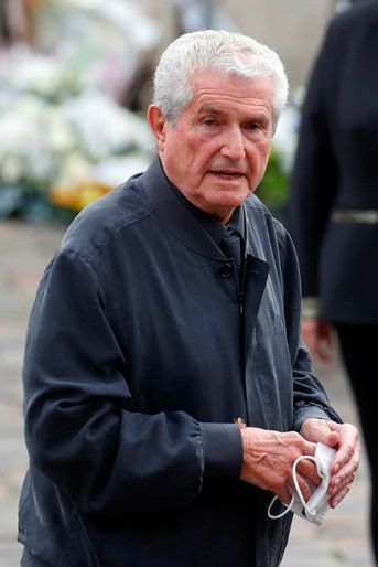 Claude Lelouch arrivant aux obsèques de Jean-Paul Belmondo à Paris, le 10 septembre 2021.