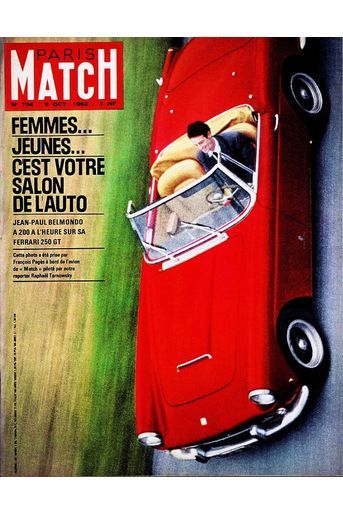 « Jean Paul Belmondo à 200 à l&#039;heure sur sa Ferrari 250 GT » - Paris Match n°704, 6 octobre 1962