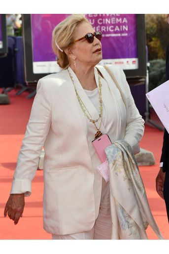 Sylvie Vartan et son mari Tony Scotti samedi sur le tapis rouge du festival de Deauville.