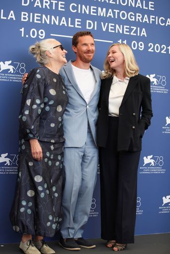 Jane Campion, Benedict Cumberbatch et Kirsten Dunst à Venise, le 2 septembre 2021.