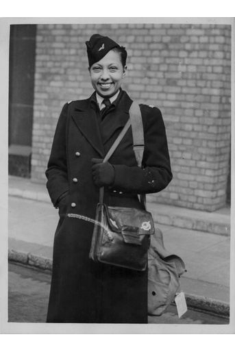  Josephine Baker en 1945