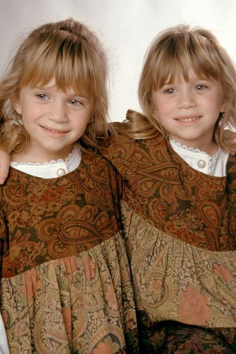 Mary-Kate et Ashley Olsen en 1992