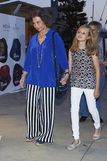 La princesse Leonor d'Espagne avec sa grand-mère l'ex-reine Sofia, le 1er août 2018