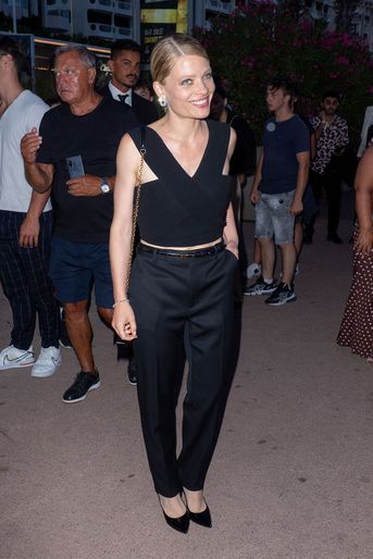Mélanie Thierry (tenue Celine) au dîner organisé par le magazine «Madame Figaro» lors du 74e Festival de Cannes le 14 juillet 2021