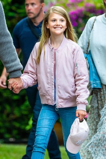 La princesse Estelle de Suède sur l'île d'Öland, le 10 juillet 2021