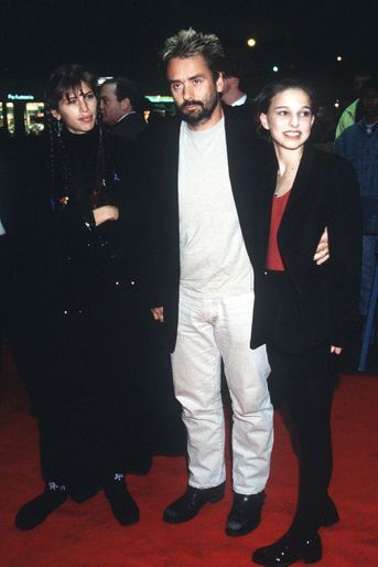 Maïwenn et Luc Besson (avec Natalie Portman) à la première du film «Léon» à New York en novembre 1994