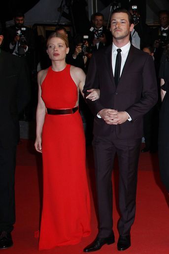 Mélanie Thierry (avec Gaspard Ulliel) au Festival de Cannes en 2016 pour la montée des marches du film «La Danseuse» (en Stella McCartney)