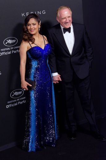 Salma Hayek (bijoux Boucheron) et François-Henri Pinault au dîner Kering «Women In Motion» en marge du 74ème Festival de Cannes le 11 juillet 2021