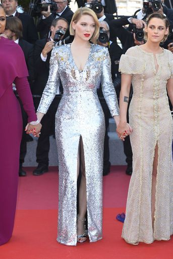 Léa Seydoux (avec Kristen Stewart) au Festival de Cannes en 2018 lors de la cérémonie de clôture (en Louis Vuitton)