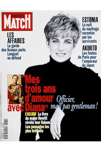"Mes trois ans d'amour avec Diana". Les révélations du major Hewitt. Couverture du Paris Match n°2368 du 13 octobre 1994.