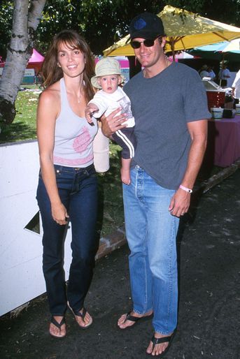 Cindy Crawford et Rande Gerber avec leur fils Preston à un événement caritatif à Los Angeles en juin 2000