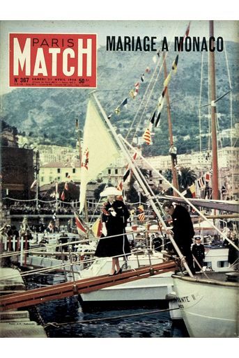 « Mariage à Monaco » - Couverture de Paris Match n°367, daté du 21 avril 1956.