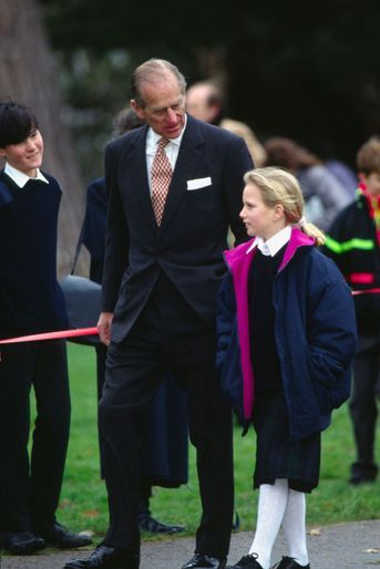 Le prince Philip avec sa petite-fille Zara Phillips, le 23 février 1991