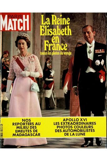 Le prince Philip et la reine Elizabeth II à l&#039;Élysée, en couverture du Paris Match n°1203 du 27 mai 1972.