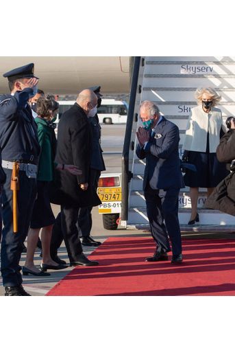 Le prince Charles et la duchesse de Cornouailles Camilla à leur arrivée à Athènes, le 24 mars 2021