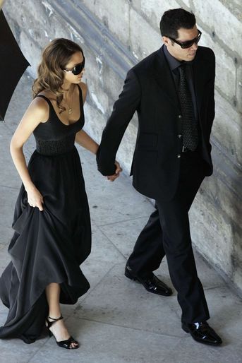 Jessica Alba et Cash Warren au mariage religieux d&#039;Eva Longoria et Tony Parker à l&#039;église Saint-Germain-l&#039;Auxerrois à Paris le 7 juillet 2007