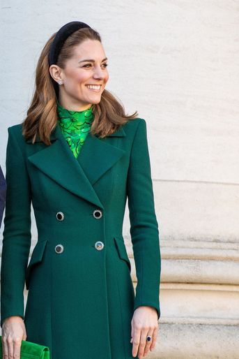 Kate Middleton (en Catherine Walker) lors de son voyage officiel en Irlande le 3 mars 2020