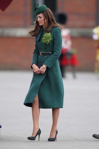 Kate Middleton (en Hobbs) lors de la parade célébrant la Saint-Patrick à Aldershot le 17 mars 2014