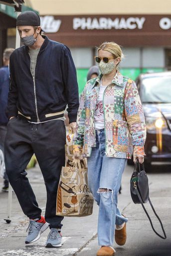 Garrett Hedlund et Emma Roberts à Los Angeles le 15 mars 2021
