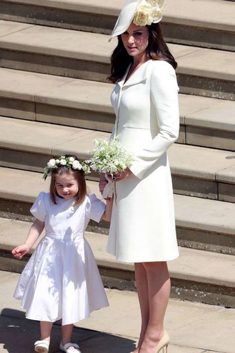 Kate Middleton avec la princesse Charlotte au mariage des Sussex en mai 2018