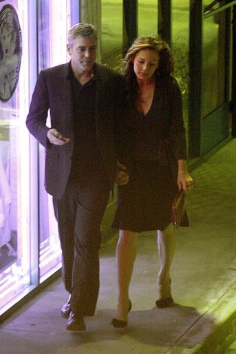 Krista Allen et George Clooney en 2006. Une romance de quelques mois avec la comédienne.