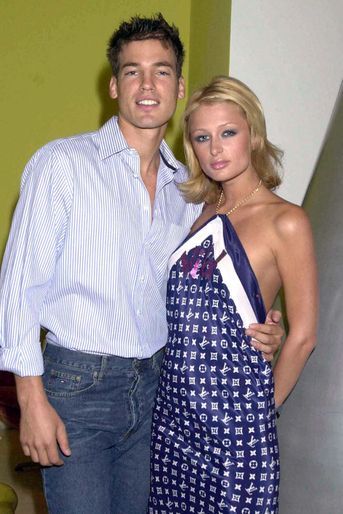 Jason Shaw (mannequin) et Paris Hilton ont été brièvement fiancés entre 2002 et 2003