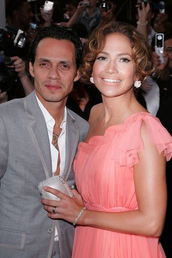 Marc Anthony et Jennifer Lopez à la première du film «El Cantante» à New York en juillet 2007. Le couple a commencé à se fréquenter en 2004, s&#039;est marié la même année, et a rompu en 2011. Le divorce a été officialisé en 2014.