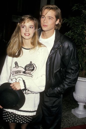 Shalane McCall et Brad Pitt lors d&#039;une soirée à Beverly Hills en janvier 1988
