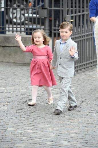 Le prince Christian de Danemark avec sa soeur la princesse Isabella, le 14 avril 2011