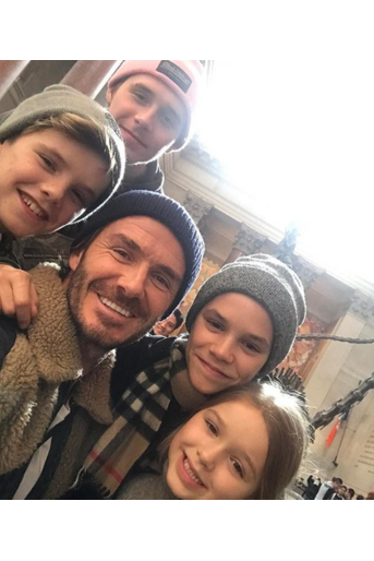 Brooklyn, Cruz, Romeo et Harper Beckham avec leur père David Beckham en février 2017