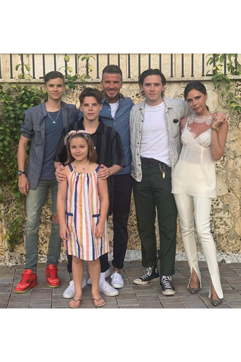 Romeo, Harper, Cruz et Brooklyn Beckham avec leurs parents David et Victoria Beckham en juin 2019