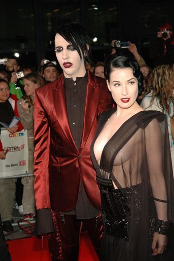 Marilyn Manson et Dita Von Teese aux Comet Awards en septembre 2004